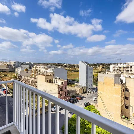 2 Bedroom Apt 10 Marsaskala