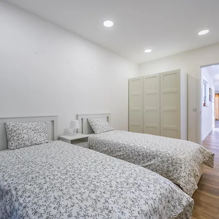 Appartement 2 Bedroom Apt 10
